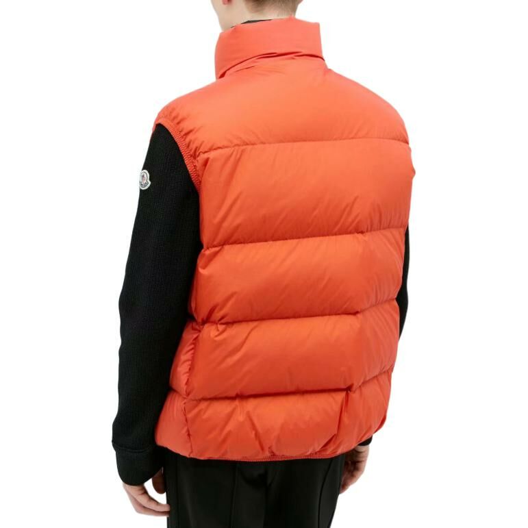 【代購】Moncler Logo Patch Zip Up Vest