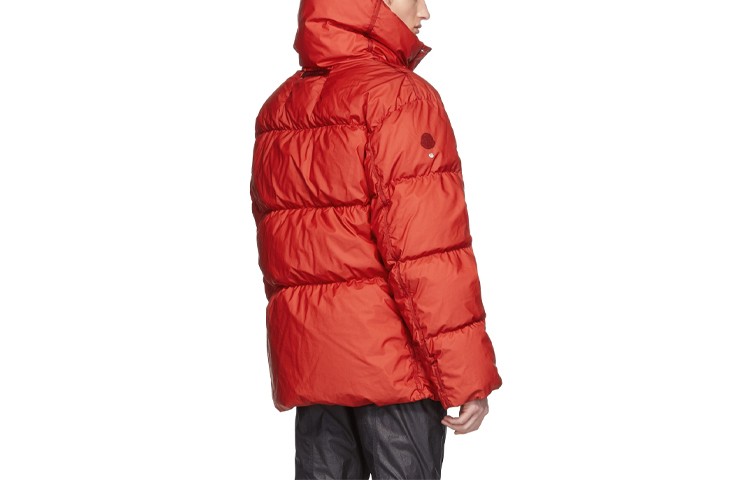 【代購】Moncler Solid Color Hooded Loose Fit Down Jacket Men's Red