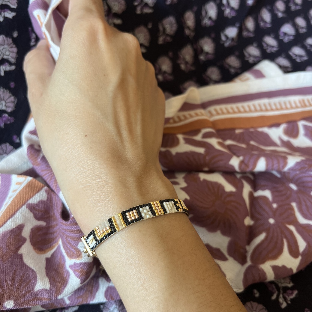 晝夜蘊金 | 寬帶串珠編織手鍊