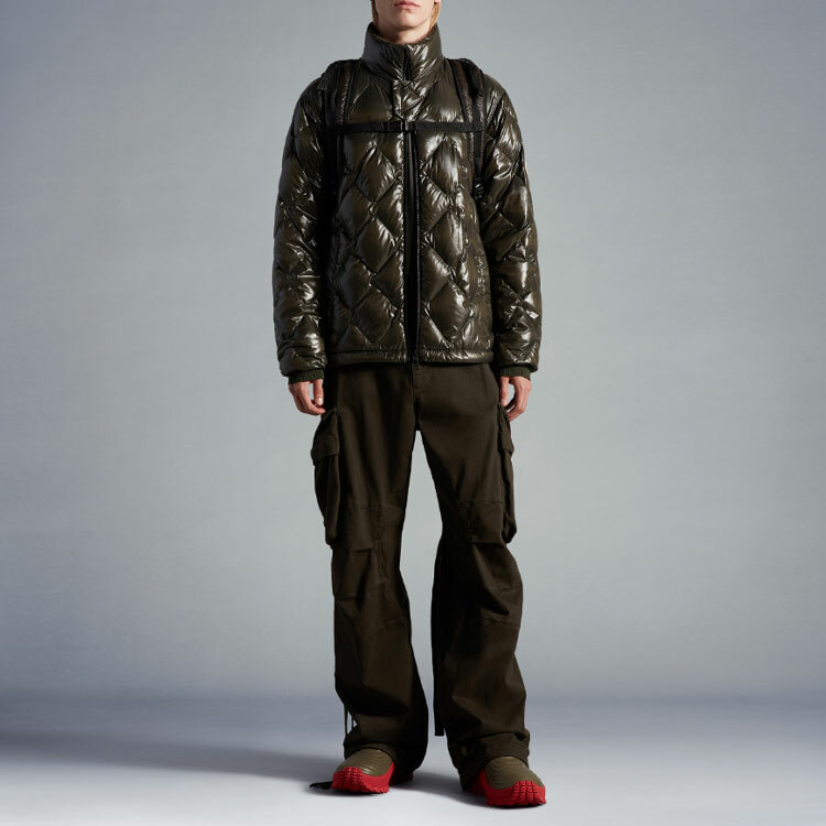 【代購】Moncler Down Jackets Men Green