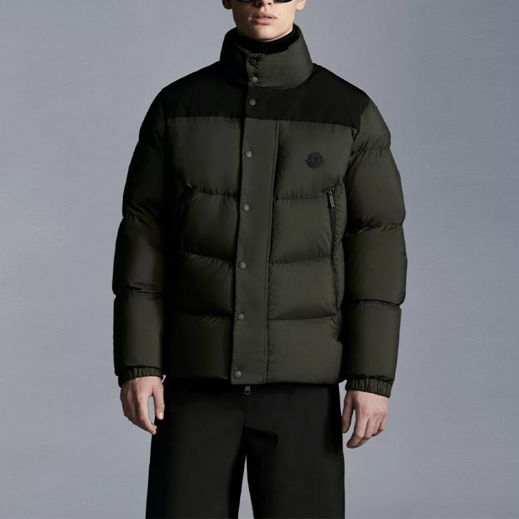 【代購】Moncler Down Jacket Men's Army Green