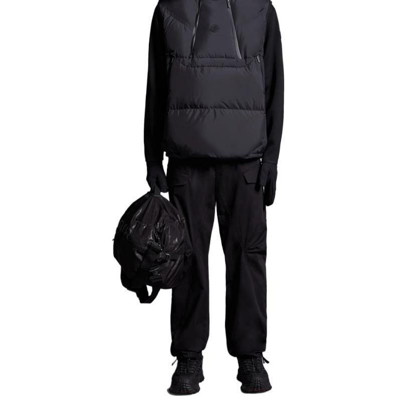 【代購】Moncler Gabardine Cargo Trousers