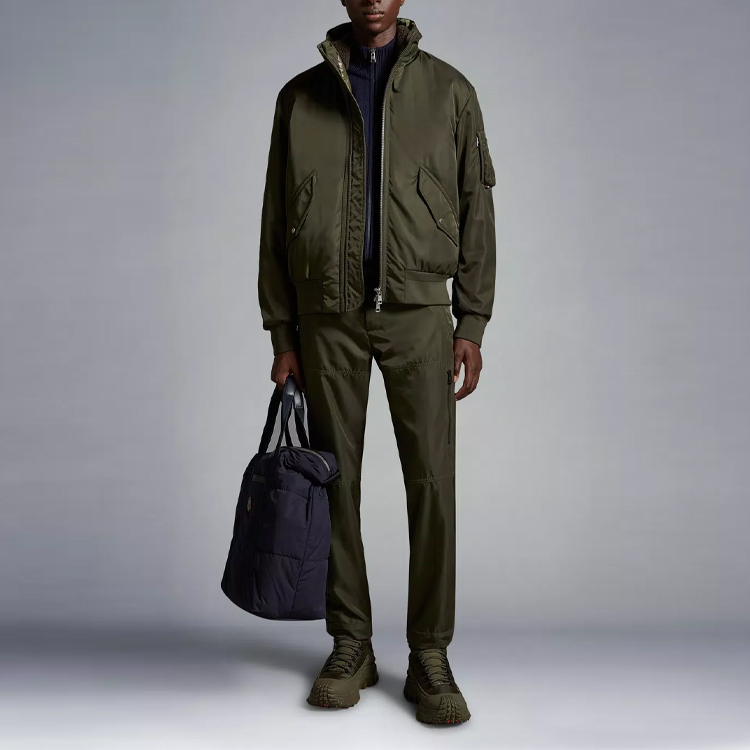 【代購】Moncler High-Shine Zip-Up Padded Jacket