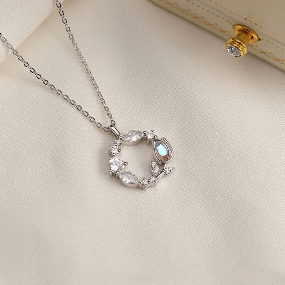 項鍊 銀項鍊 月光石項鍊 S925 純銀項鍊 鬱金香項鍊 花環項鍊 氣質項鍊 守護愛情 鎖骨鍊 銀飾品 女生禮物 270