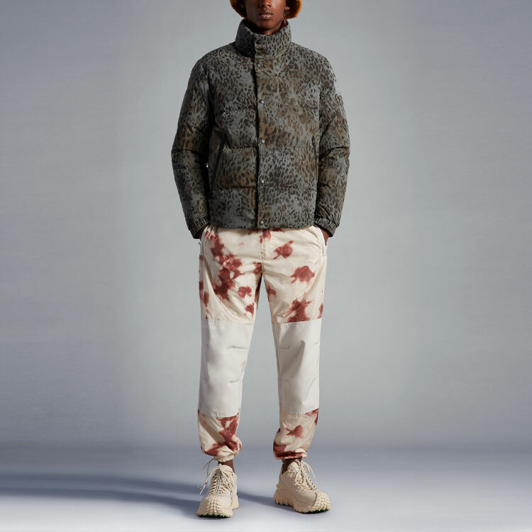 【代購】Moncler FW22 Down Jacket Men's Brown Gray