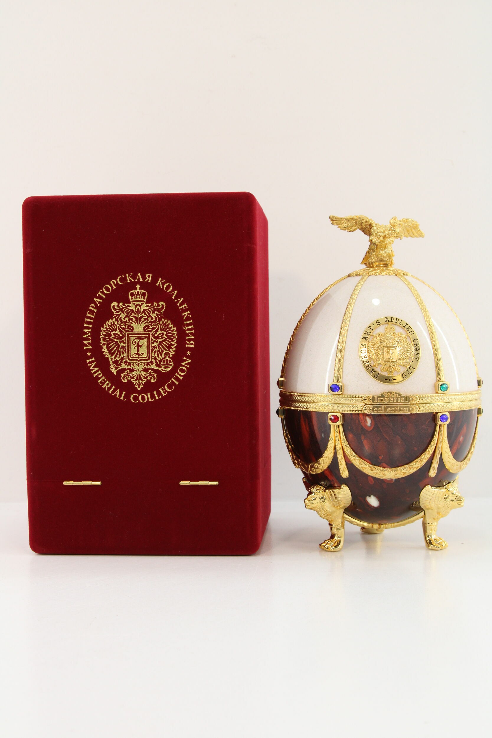 費伯奇藝術應用工藝 皇家系列  超優質伏特加 (紅白)