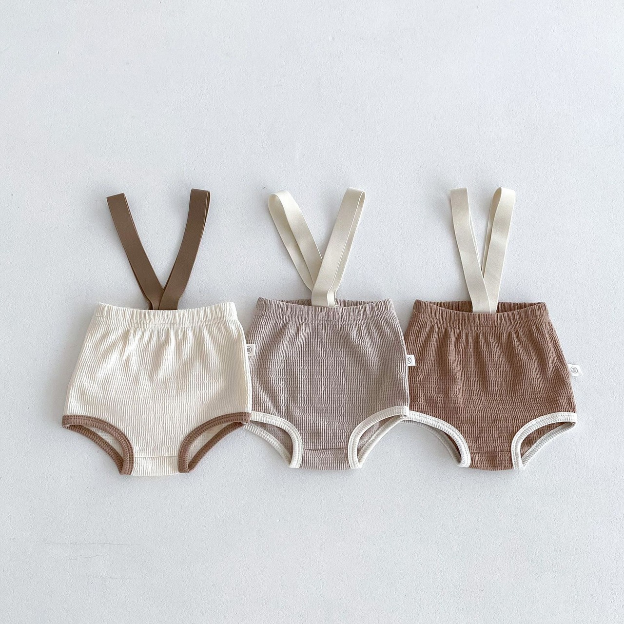 純色坑條包屁褲