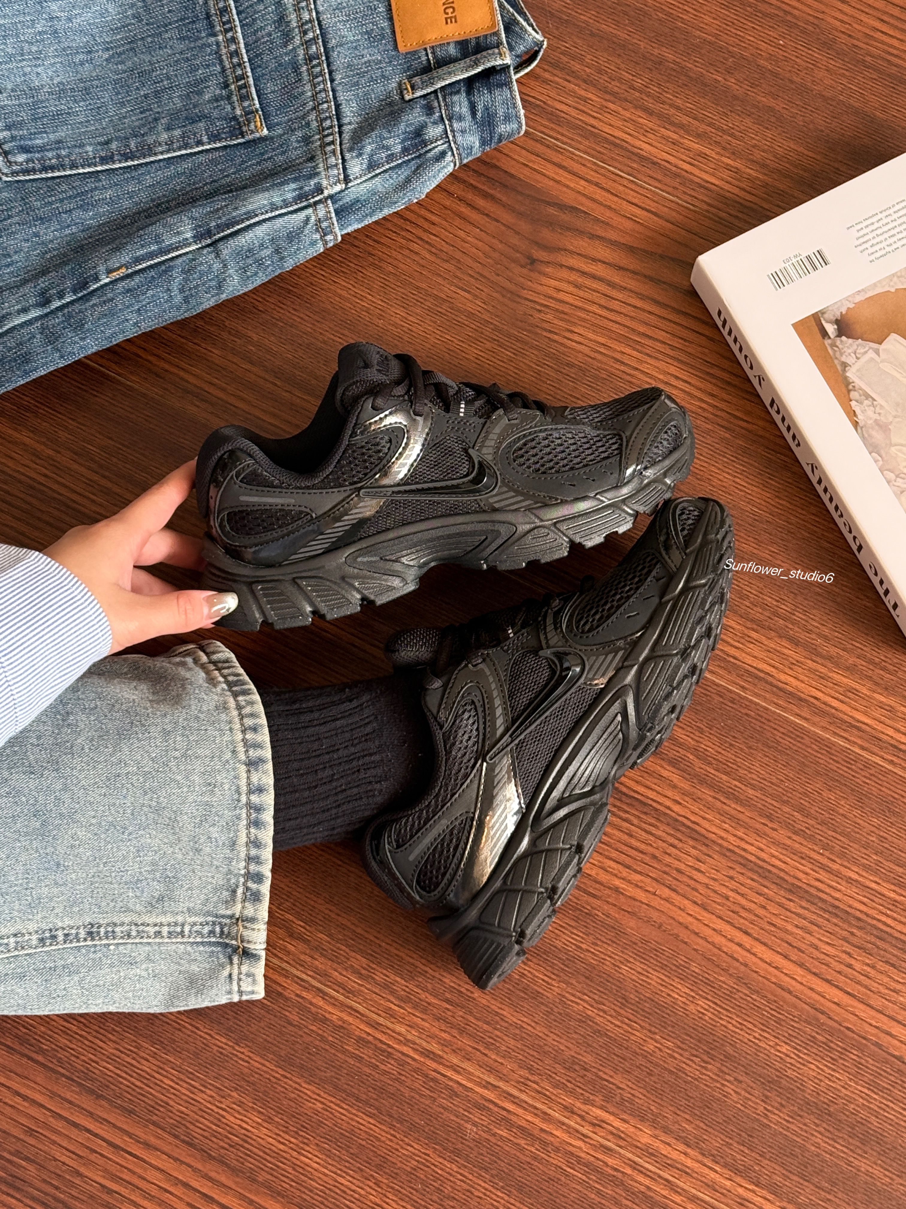 Nike V5 RNR 白色 黑色 老爹鞋 復古 休閒 透氣 慢跑鞋 女鞋 HQ7901-101 HQ7901-001/預購