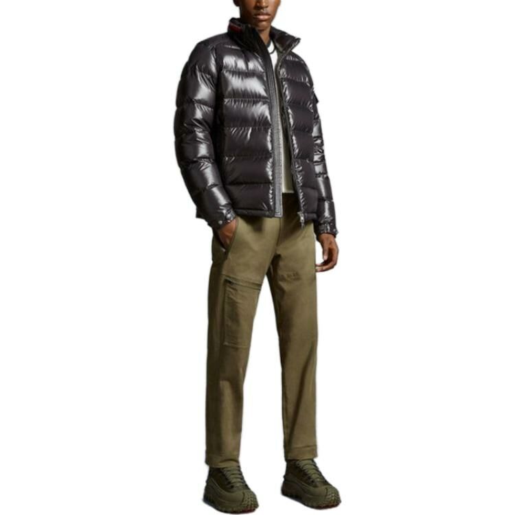 【代購】Moncler Logo patch Twill Tapered leg Trousers