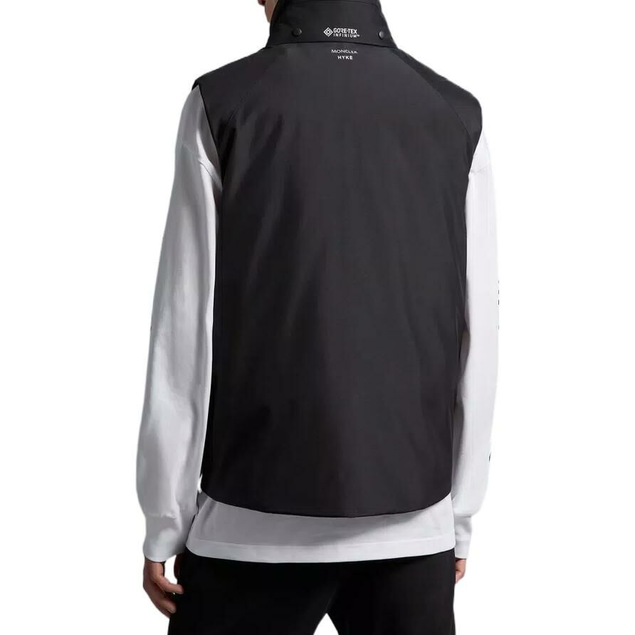 【代購】Moncler X Hyke Logo Detailed Zip-Up Padded Gilet