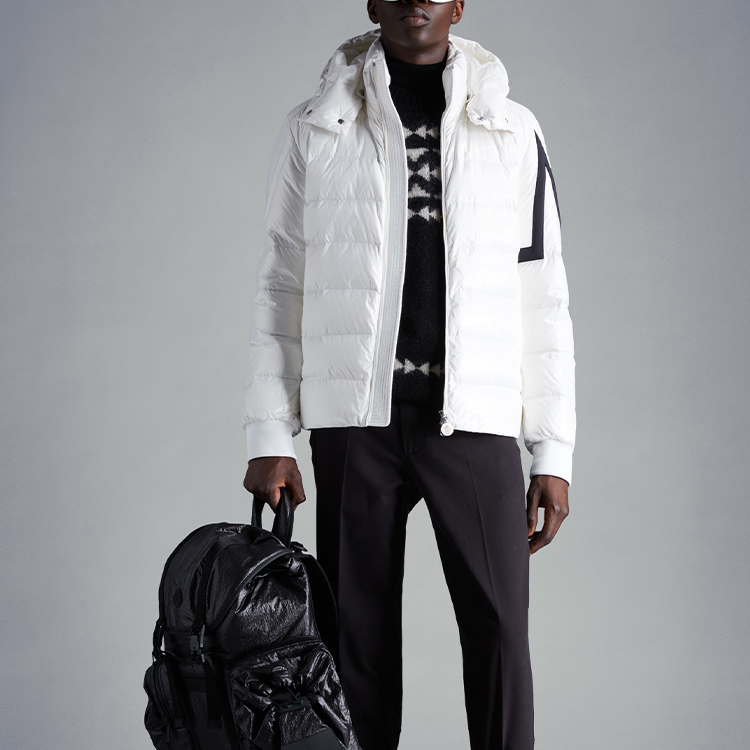【代購】Moncler Down Jacket Men's White