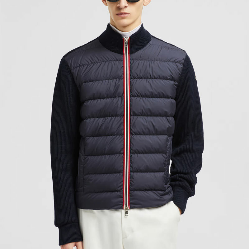 【代購】Moncler Logo Patch Zip Up Cardigan