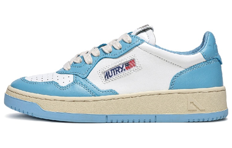 【代購】AUTRY Medalist Leather Low 'White Light Blue'