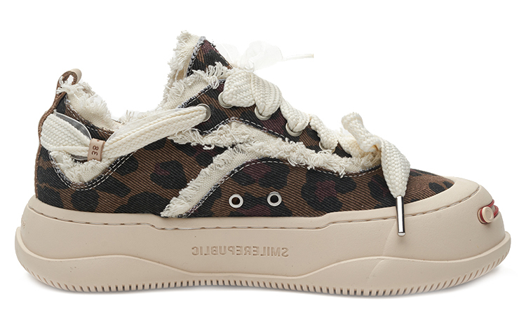 【代購】SMILEREPUBLIC Anti-Slip Wear-Resistant Low-Top Canvas Shoes Unisex Brown