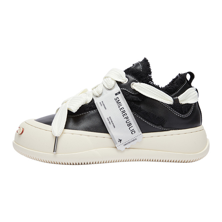 【代購】SMILEREPUBLIC Classic Black Sheepskin Waterproof And Breathable Height Increasing Low-Top Canvas Shoes Unisex Black