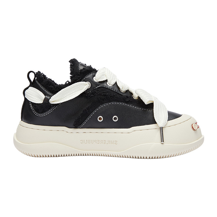 【代購】SMILEREPUBLIC Classic Black Sheepskin Waterproof And Breathable Height Increasing Low-Top Canvas Shoes Unisex Black