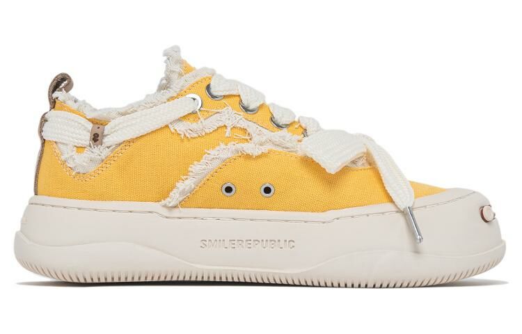 【代購】SMILEREPUBLIC Anti-Slip And Wear-Resistant Lightweight Height Increasing Low-Top Canvas Shoes Unisex Sunrise Yellow