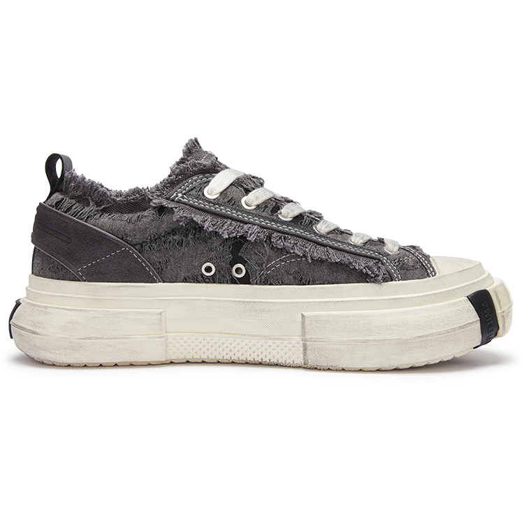 【代購】SMILEREPUBLIC Slip-Resistant Height Increasing Low-Top Canvas Shoes Unisex Gray