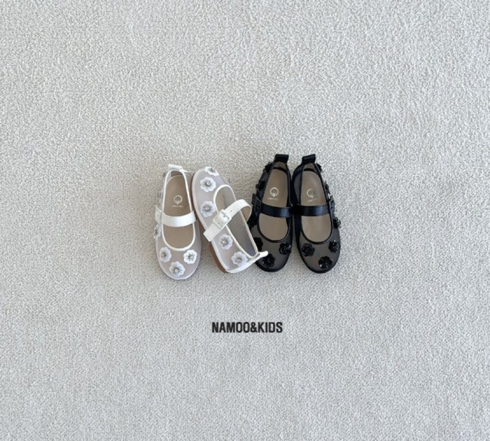 Namoo 小花花瑪麗珍鞋 / 2色