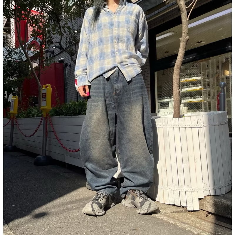 9090
