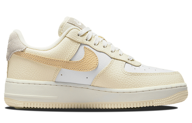 【代購】Nike Air Force 1 Low '07 Se Coconut Milk Women's