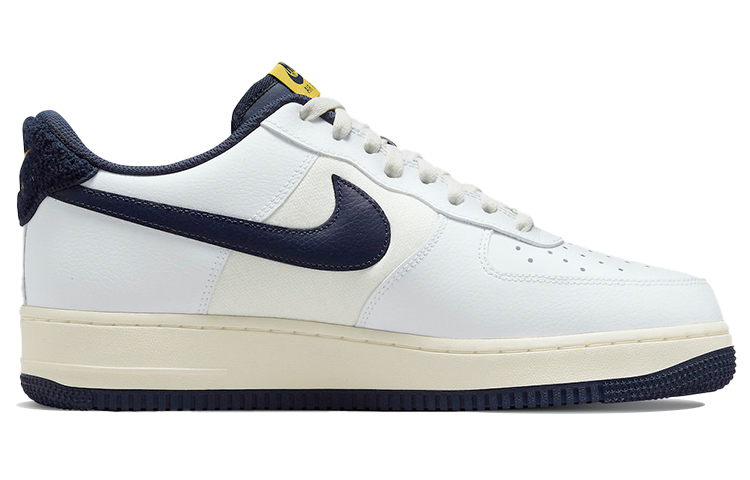 【代購】Nike Air Force 1 Low '07 LV8 Michigan Varsity Jacket 2021