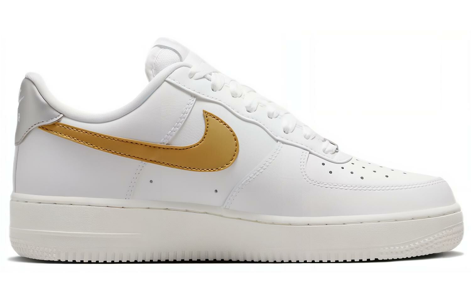 【代購】Nike Air Force 1 Low '07 White Metallic Gold Women's