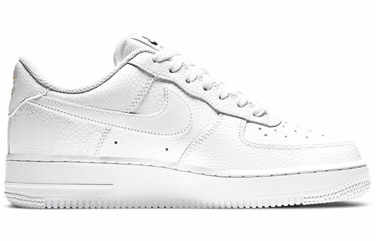 【代購】Nike Air Force 1 Low 07 Essential White Metallic Gold Women's