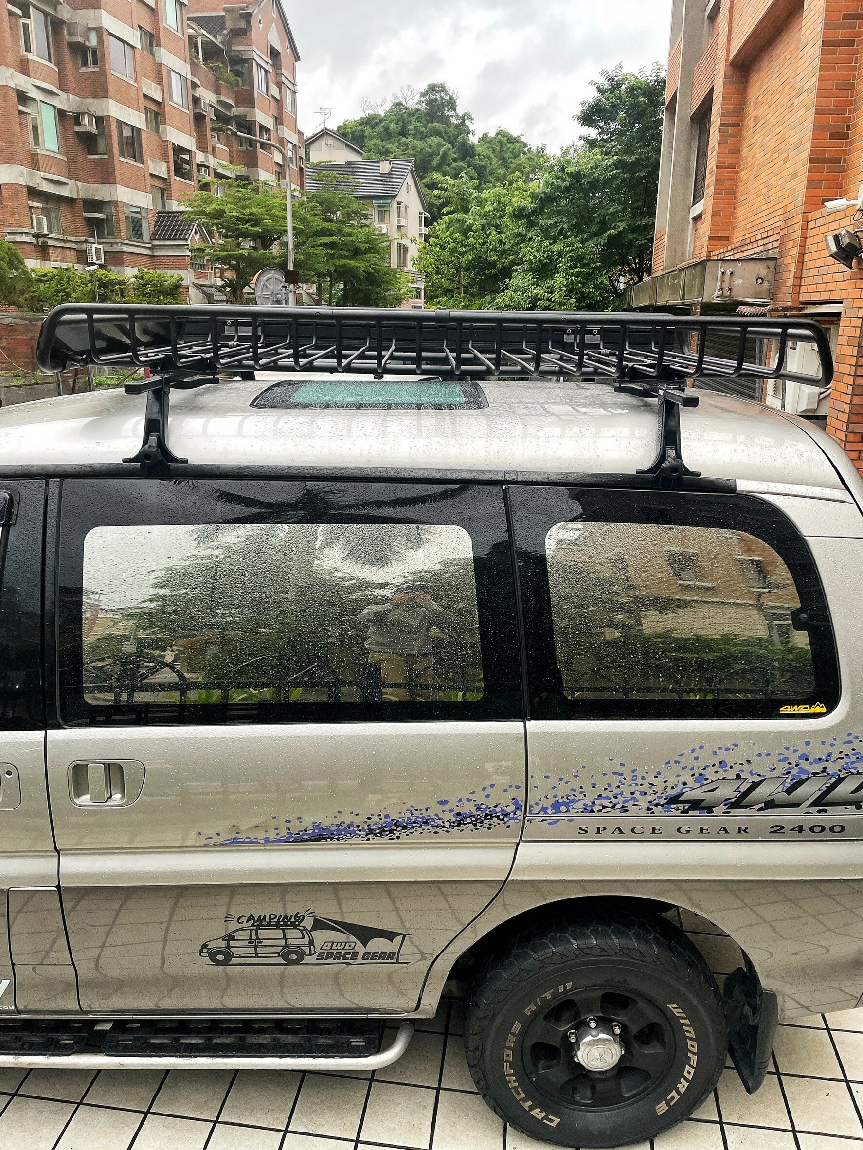 YAKIMA MegaWarrior 終極戰士 置物籃(Mitsubishi-Space Gear)