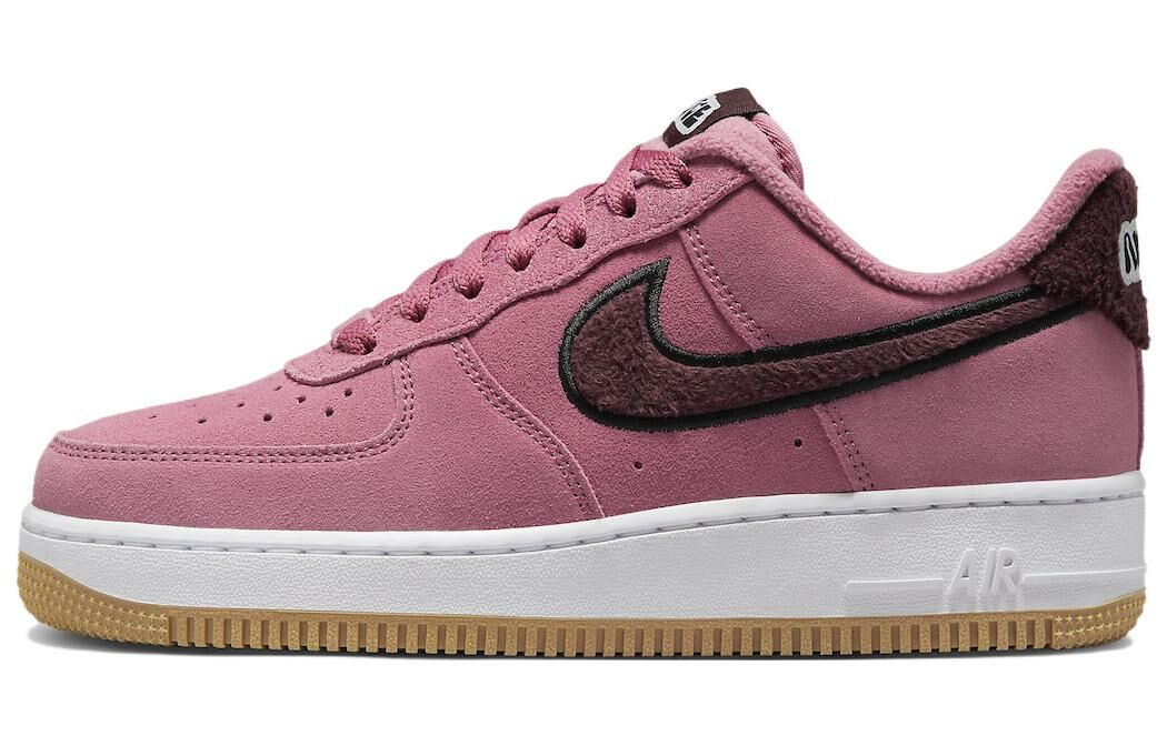 【代購】Nike Air Force 1 Low '07 Se Desert Berry Gum Fleece Women's