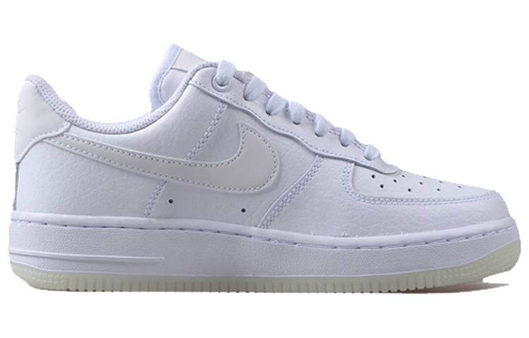【代購】Nike Air Force 1 '07 Essential 'Triple White' Women's