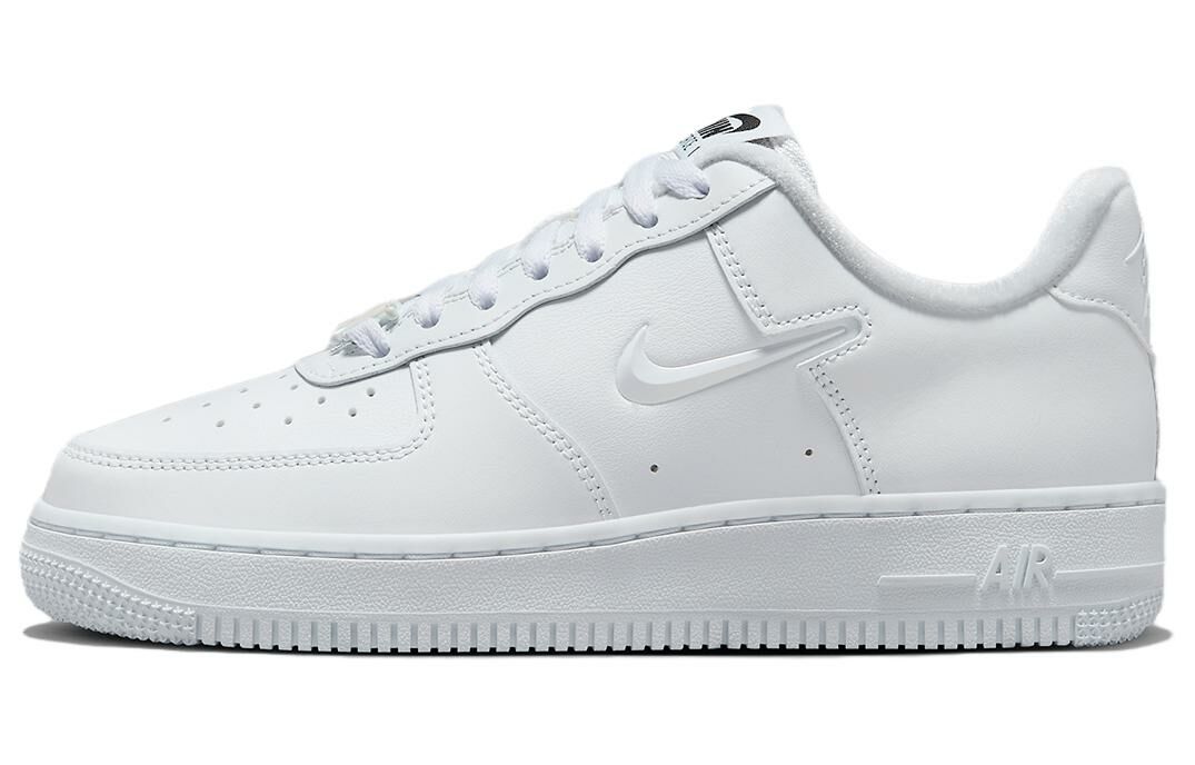 【代購】Nike Air Force 1 Low '07 Se Just Do It Triple White Women's