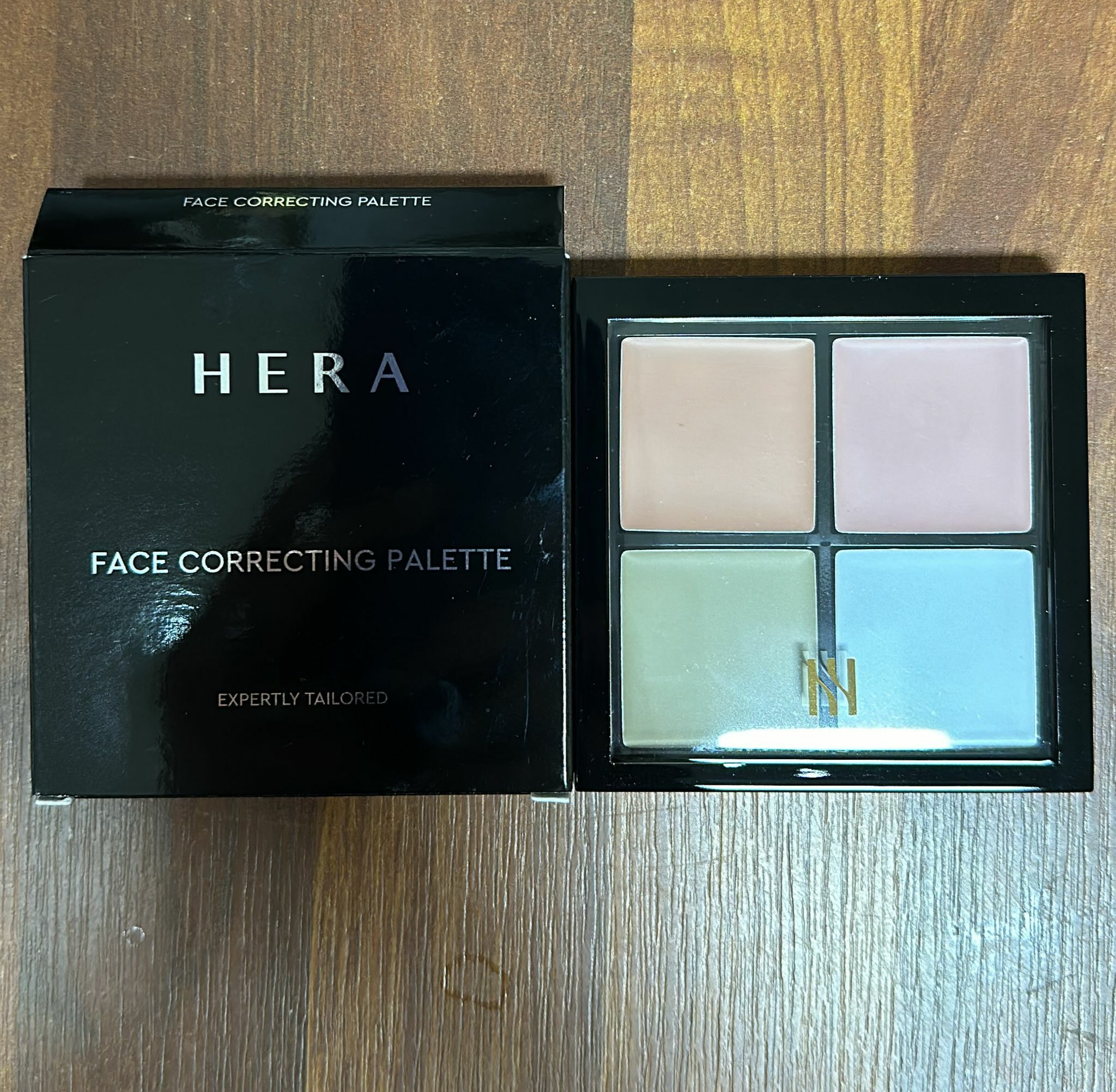 KE110  赫拉四色遮瑕眼影盤