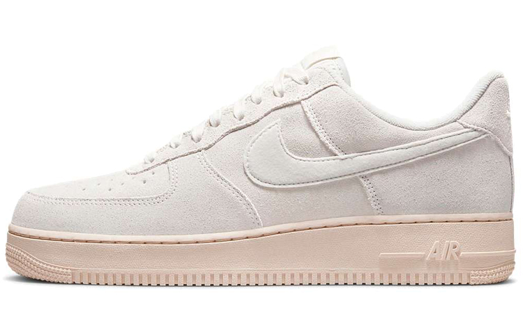 【代購】Nike Air Force 1 Low Winter Premium Summit White Suede