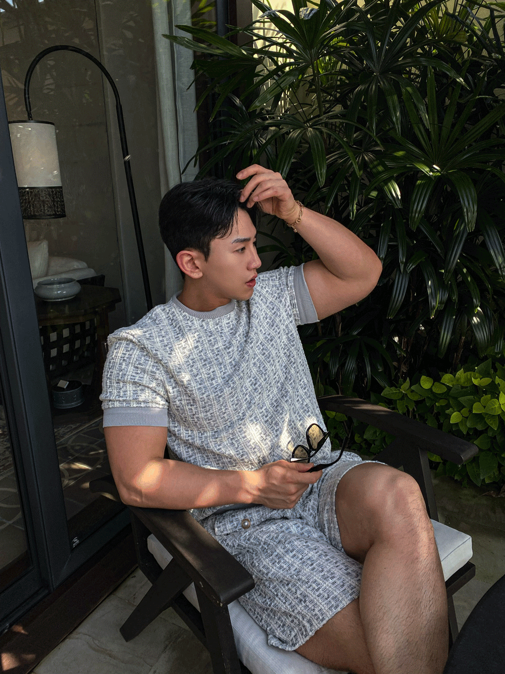 灰色粗花呢圓領上衣 小香扣短褲 套裝