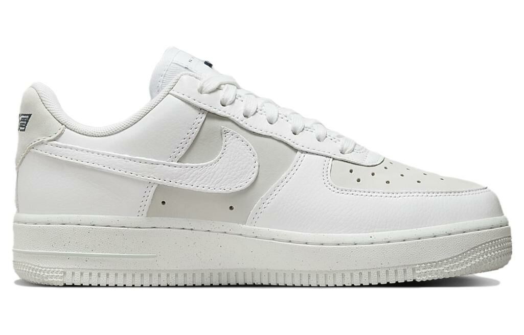 【代購】Nike Air Force 1 07 White And Photon Dust Women's