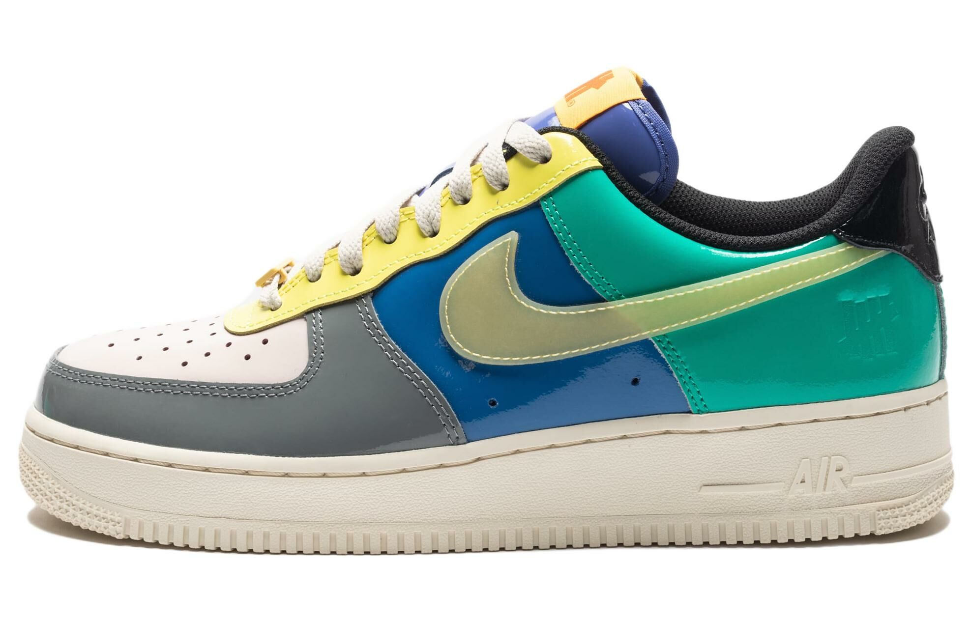 【代購】Nike Air Force 1 Low Sp Undefeated Multi Patent Community