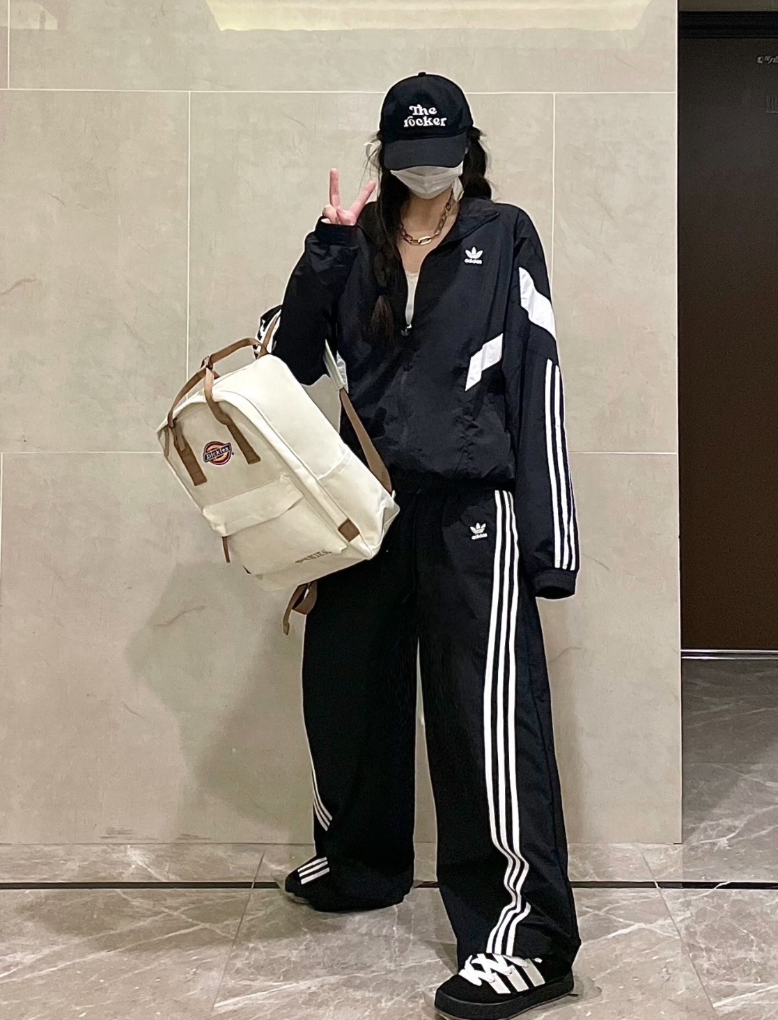 adidas originals 撞色Logo立領外套 黑 男款