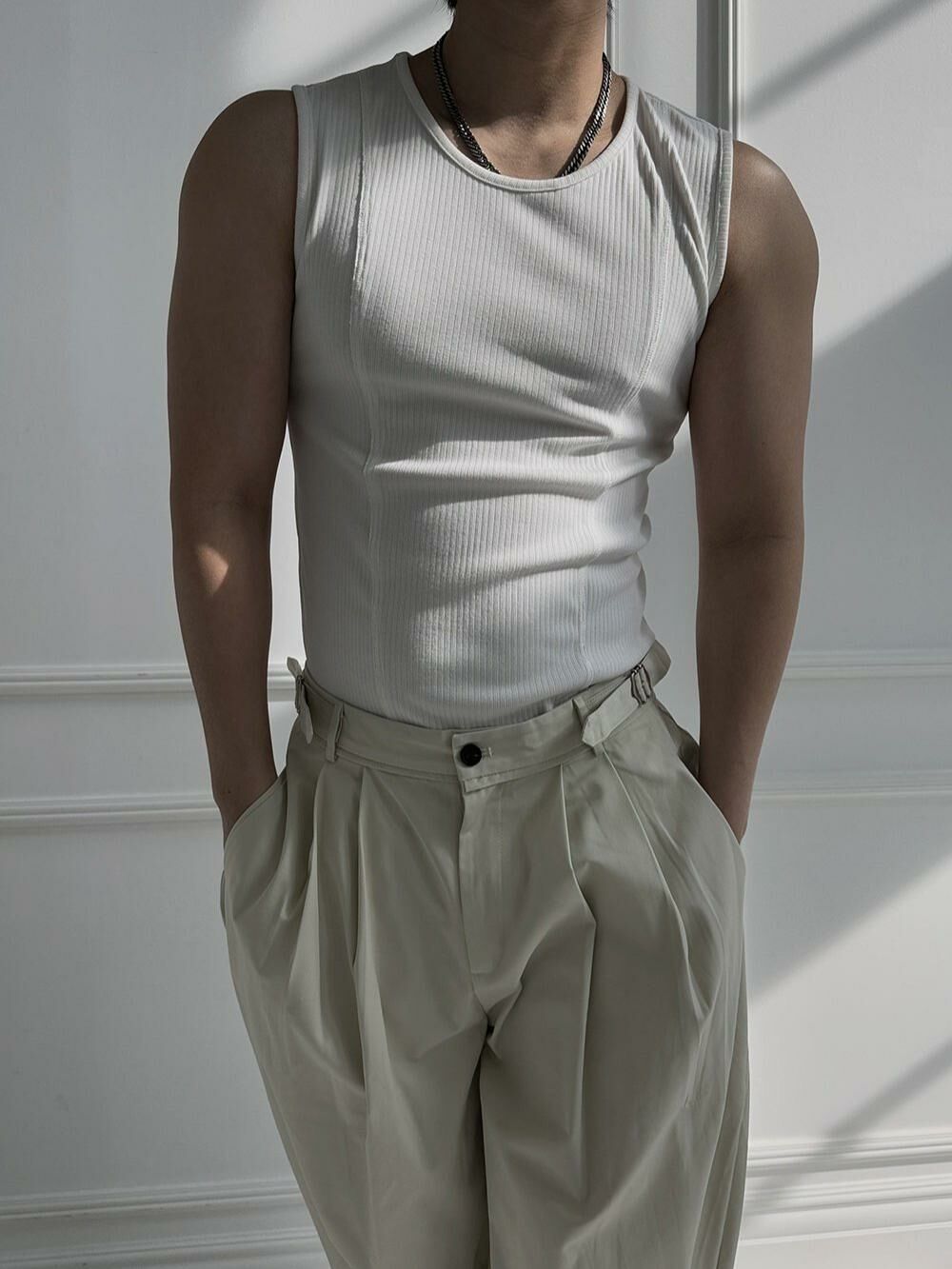 淨色暗紋背心 OUR ROOM-068V