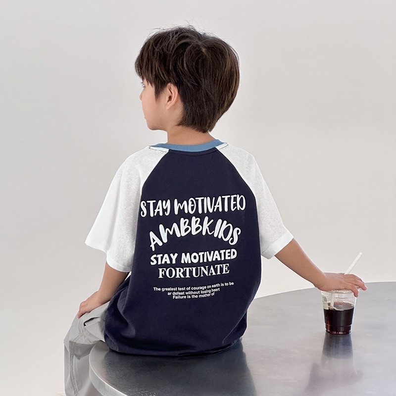 四色雪花棉字母上衣