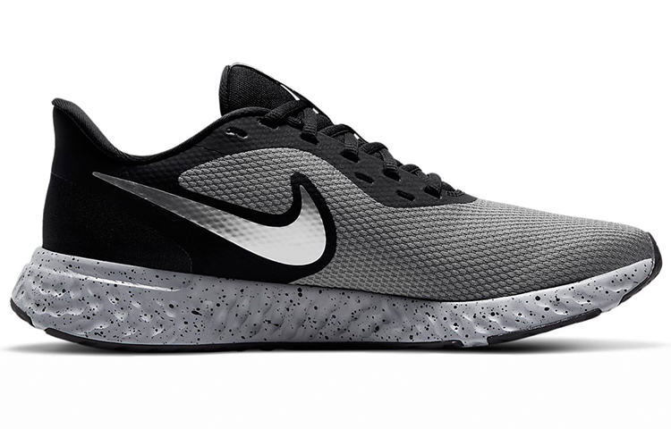 【代購】Nike Revolution 5 Premium Black Chrome