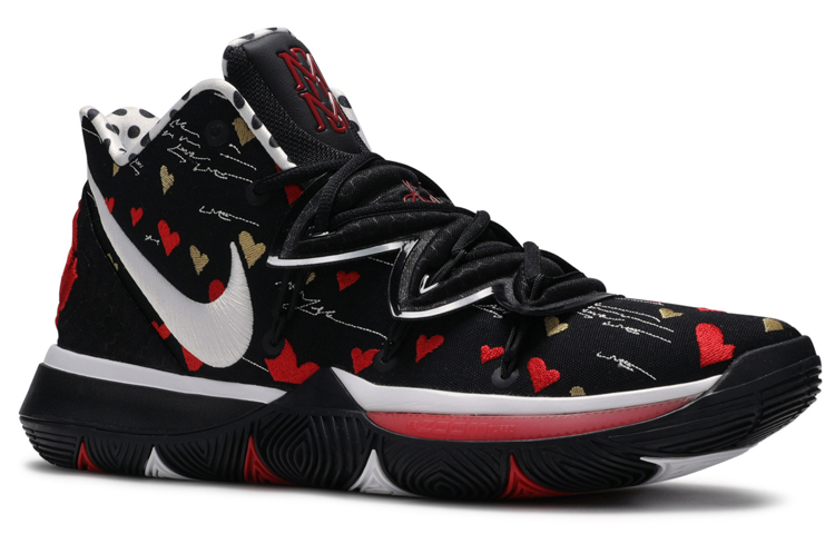 【代購】Nike Kyrie 5 Sneaker Room Mom Black