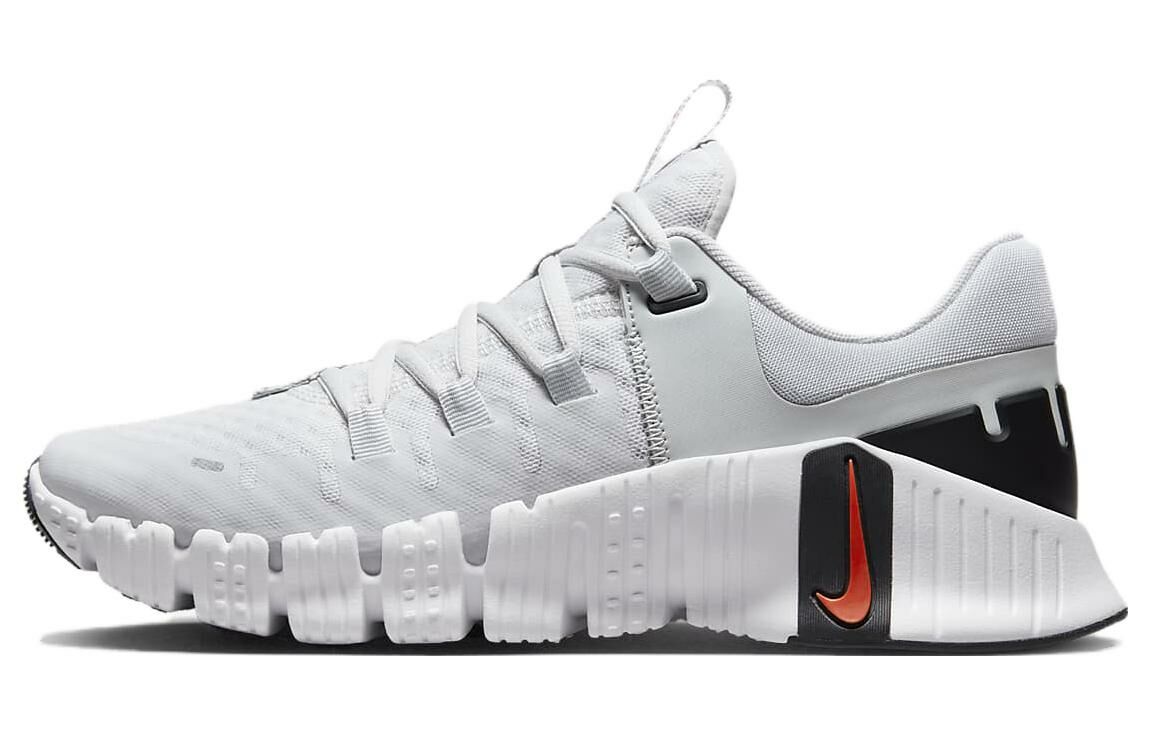 【代購】Nike Free Metcon 5 Photon Dust Picante Red Women's