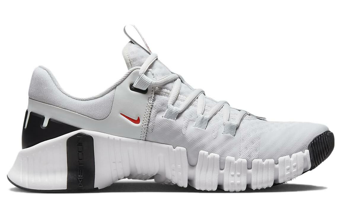 【代購】Nike Free Metcon 5 Photon Dust Picante Red Women's