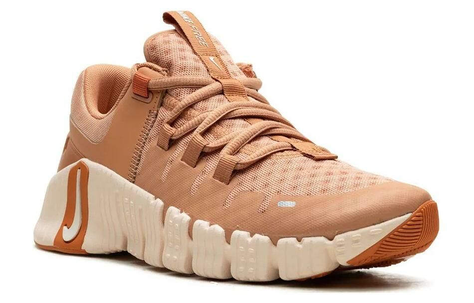 【代購】Nike Free Metcon 5 Amber Brown Campfire Orange Women's