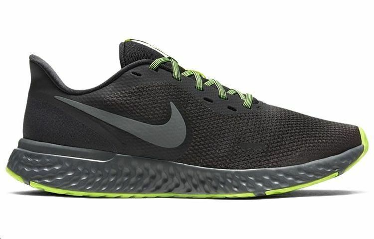 【代購】Nike Revolution 5 'Black Volt Green'