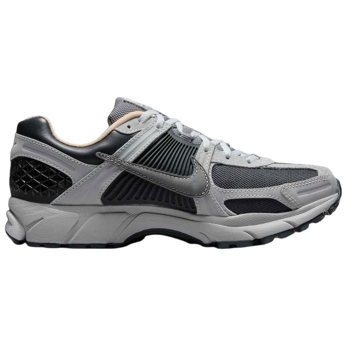 【代購】Nike Air Zoom Vomero 5 Anti-Slip Wear-Resistant Low-Top Running Shoes Men's Gray Black