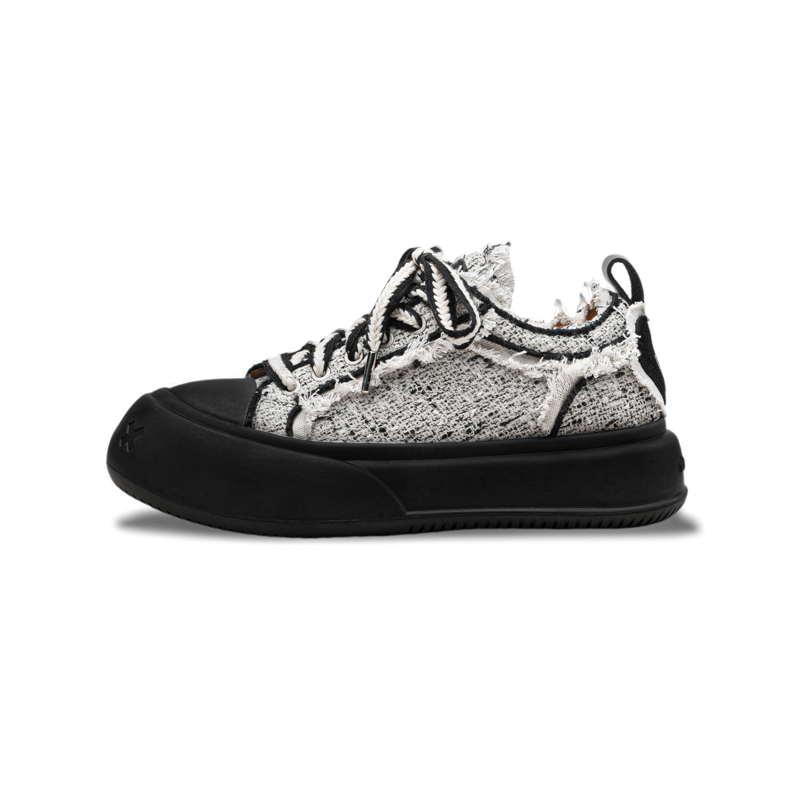 【代購】SOAP OPERA Basic Collection Anti Slip And Wear Resistant Height Increasing Low Top Canvas Shoes Unisex Black White