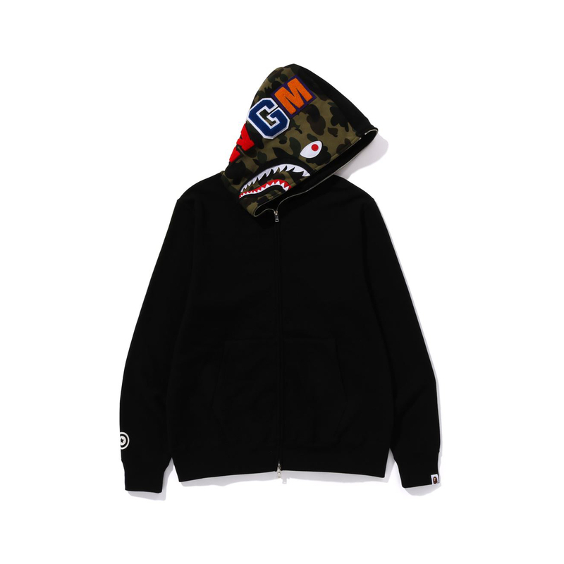 【代購】A BATHING APE X Ovo Woodland Camo Shark Reversible Full Zip Hoodie