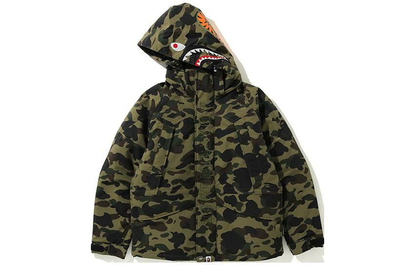 【代購】A BATHING APE 1st Camo Shark Snowboard Down Jacket